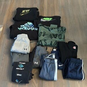 YM YL BOY LOT￼ hooded pullover, sweatshirts, and sweatpants.